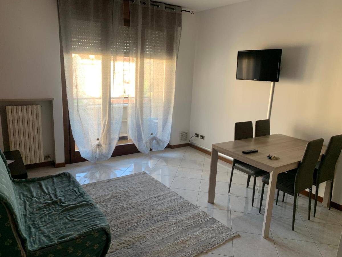 Bellissimo Appartamento Riservato Vicino Al Centro Verona Buitenkant foto